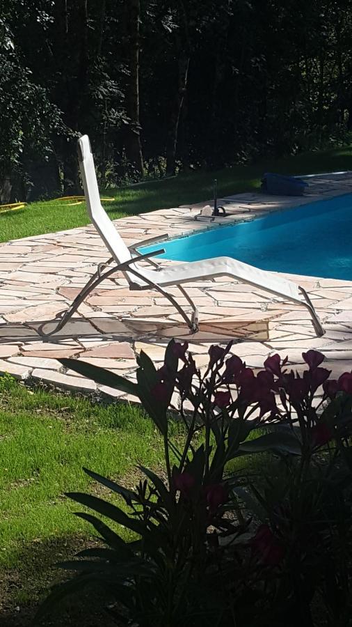 Domaine De Bonnet Bed & Breakfast Castelnau-de-Levis Exterior photo